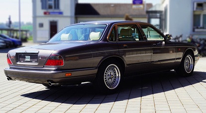 CLASSIC-AUTO.ch , Eggertsbühlerstrasse 3 , CH - 9545 Wängi , Switzerland
