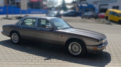 CLASSIC-AUTO.ch , Eggertsbühlerstrasse 3 , CH - 9545 Wängi , Switzerland